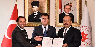 Eğitimli Bir Toplum İnşa Ediyoruz