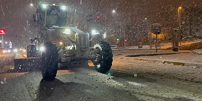 Elazığ’da kar mesaisinde