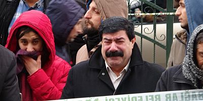 Enkazdan 1’i engelli 3 kişi kurtarıldı