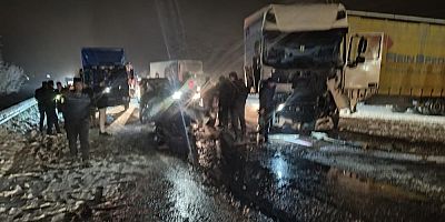 Erzurum’da trafik kazasında vefat edenleri kimlikleri belli oldu