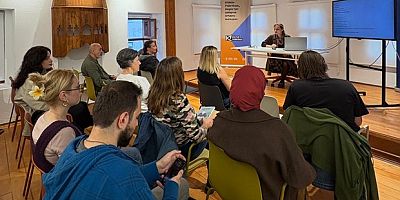 'Fabrika'da sanat söyleşileri başladı