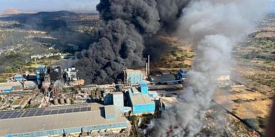 Fabrikada patlama ve yangın: 2 ölü, 14 yaralı