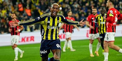 Fenerbahçe 3 puanı 3 golle aldı