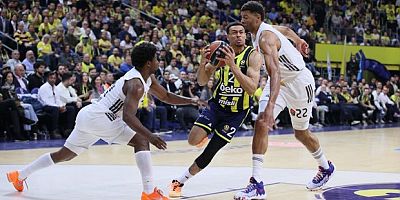 Fenerbahçe, play-off'u garantiledi