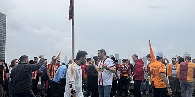 Galatasaray’ın şampiyonluğu New York’ta coşkuyla kutlandı