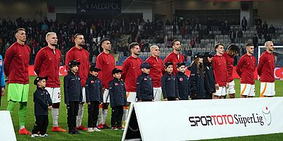 Galatasaray puan farkını 2'ye düşürdü