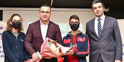 Genç Başkan Gençlerle