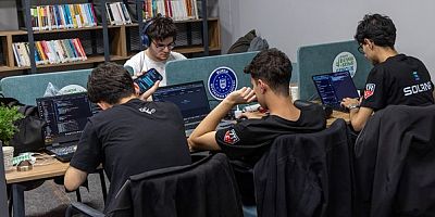 Genç yazılımcılar, teknoloji maratonunda buluştu