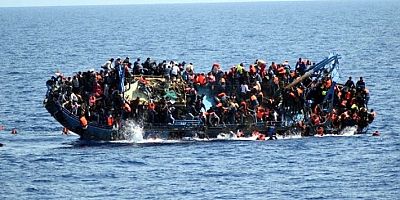 Göçmen teknesi battı: 25 ölü