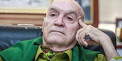 Hıncal Uluç hayatını kaybetti