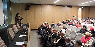 İnegöl Belediyesi'nden otizm farkındalığını arttıran seminer