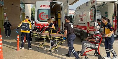 İnegöl'de iki araç çarpıştı: 3 kişi yaralandı