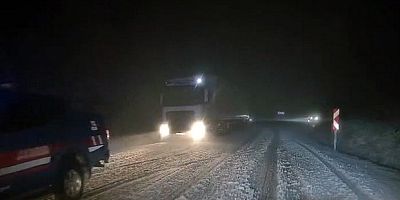 İnegöl karayolunda sürücüler zor anlar yaşıyor