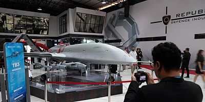 İtalya, Bayraktar TB3 SİHA'ları uçak gemisine entegre edecek