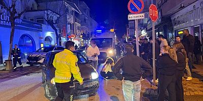 İznek'te otomobil il ile motosiklet çarpıştı: 1 yaralı