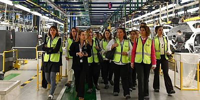 Kadının Güçlenmesi Bursa Platformu üyeleri, OYAK RENAULT’da buluştu