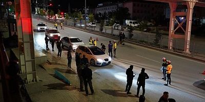 Kayıp genç kız için kent ayağa kalktı