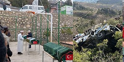 Kazada ölen 3 kişi son yolculuklarına uğurlandı