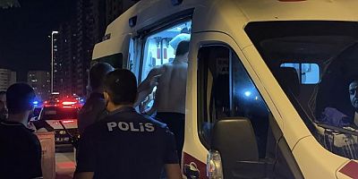 Kebap salonunda döner bıçaklı kavga: 2 yaralı