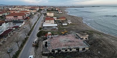 Kepçeler sahile indi