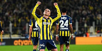 Kerem, sarı-lacivertli formayla 8. golüne ulaştı