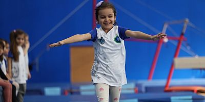 Kış Spor Okulları’nda eğlence ve spor bir arada