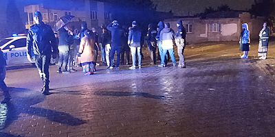 Komşu iki aile arasında kavga: 1’i bebek 7 yaralı