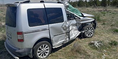 Konya tır ile hafif ticari araç çarpıştı: 1 ölü