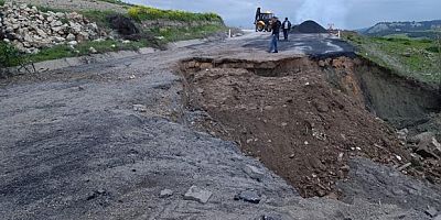 Kula-Selendi karayolu ulaşıma kapatıldı