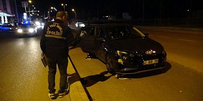 Malatya'da iki aracın çarptığı yaya hayatını kaybetti