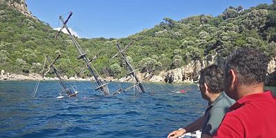 Marmaris'te gezi teknesi battı