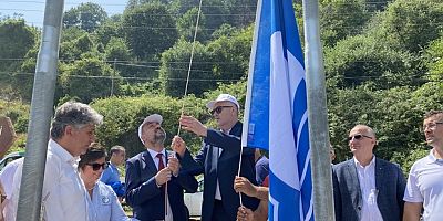 Mavi Bayrak artık Karacabey’de de dalgalanıyor