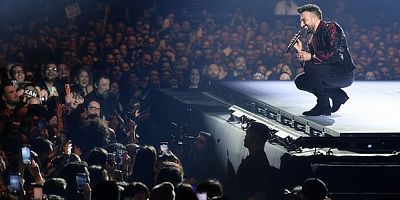 Megastar ülkeyi büyüledi