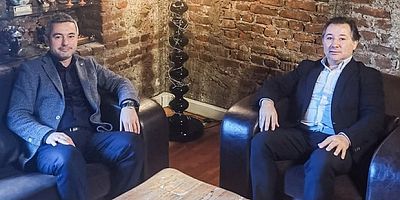 Mestan alacaklarını bağışladı