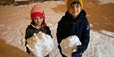 Mevsimin ilk karı yağdı