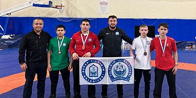 Minderde Yıldırım rüzgarı