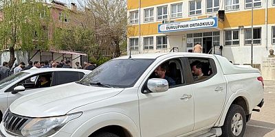 Müdür yardımcısına bıçakla saldırı iddiası