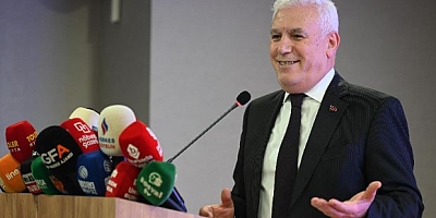 Mustafa Bozbey; Nice 23 Nisanlarda birlikte gülümsemek dileğiyle