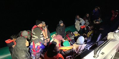 Ölüme terk edilen 41 göçmen kurtarıldı