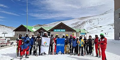 Onlarca ülkeden öğrenci kayakla tanıştı