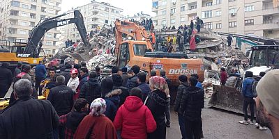 Osmaniye’de çöken 3 blokta bir kişi kurtarıldı