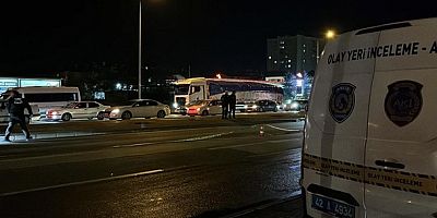 Otomobilin çarptığı kadın hayatını kaybetti