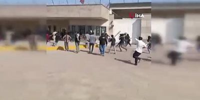 Pakistan'da ABD Büyükelçiliği önünde protesto: 8 ölü