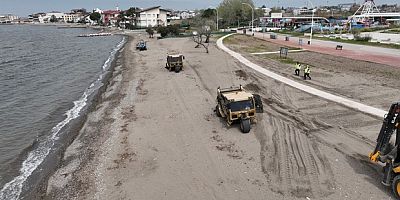 Plajlar yaza hazır hale getiriliyor