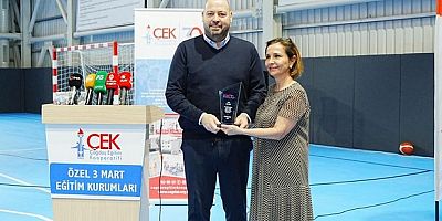 Prof. Dr. Ayhan Kızıl’ın anısına önemli bağış