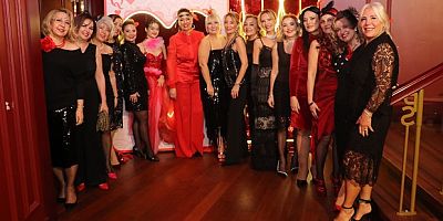  Sanart BUSADER'den Moulin Rouge gecesi