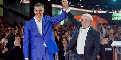 Sanchez: Şiddeti destekleyenlere yazıklar olsun