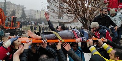 Şanlıurfa’da enkaz altından 2 kişi kurtarıldı