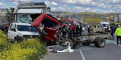 Şanlıurfa’da kaza: 2 ölü, 4 yaralı