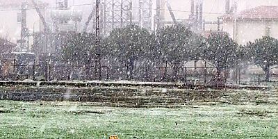 Sarıyer’de kar yağışı etkili oluyor